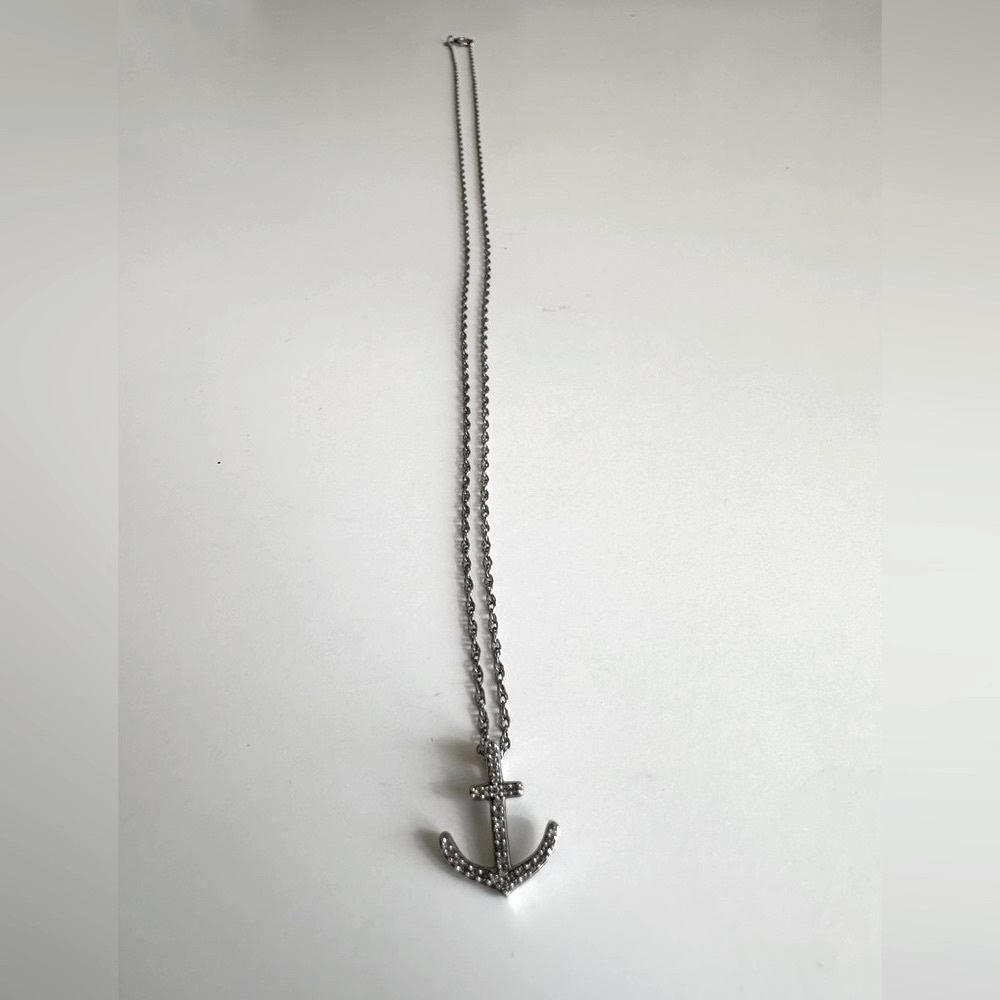 REEDS Anchor necklace